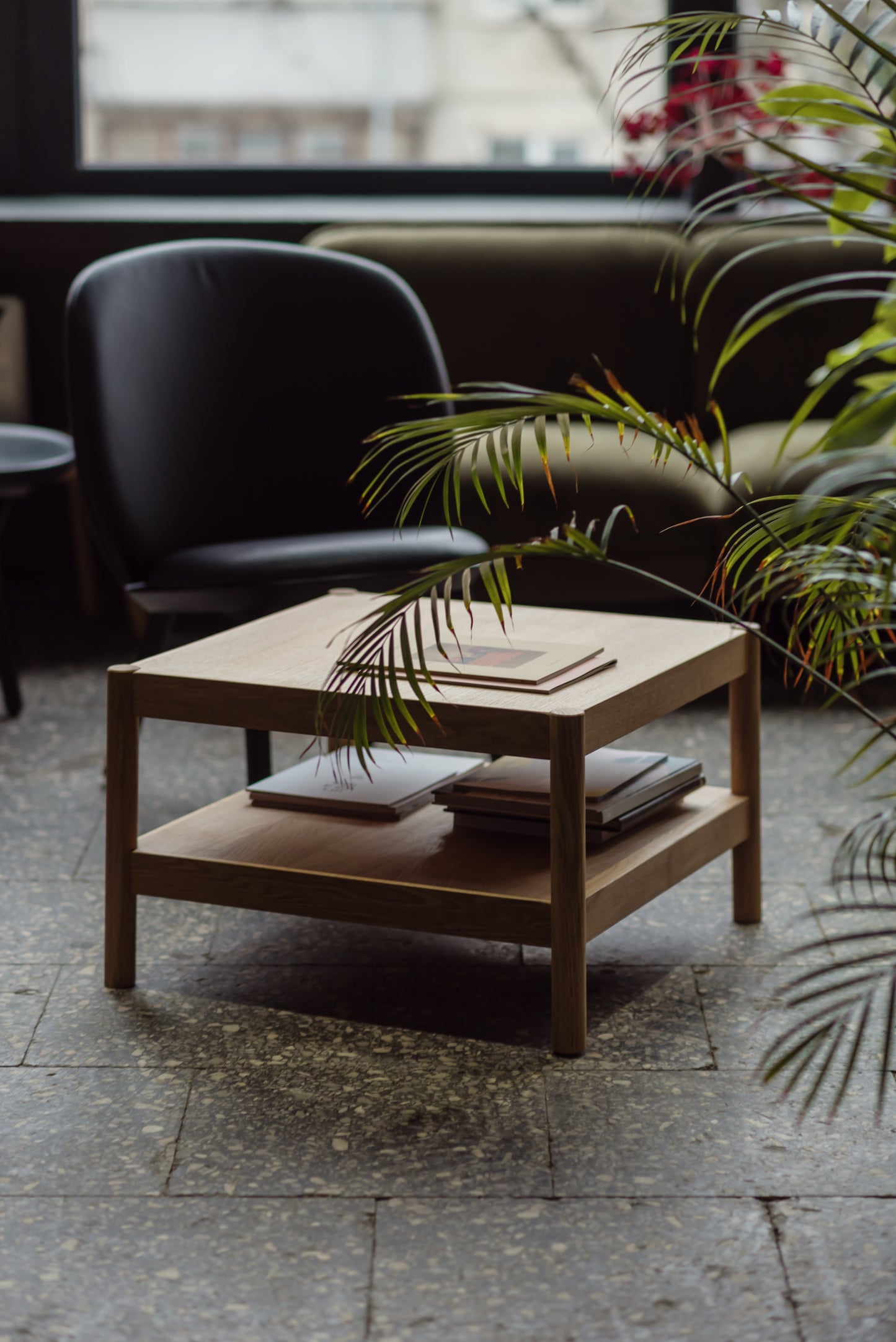 Citizen Side Table 63x63cm, in Oak