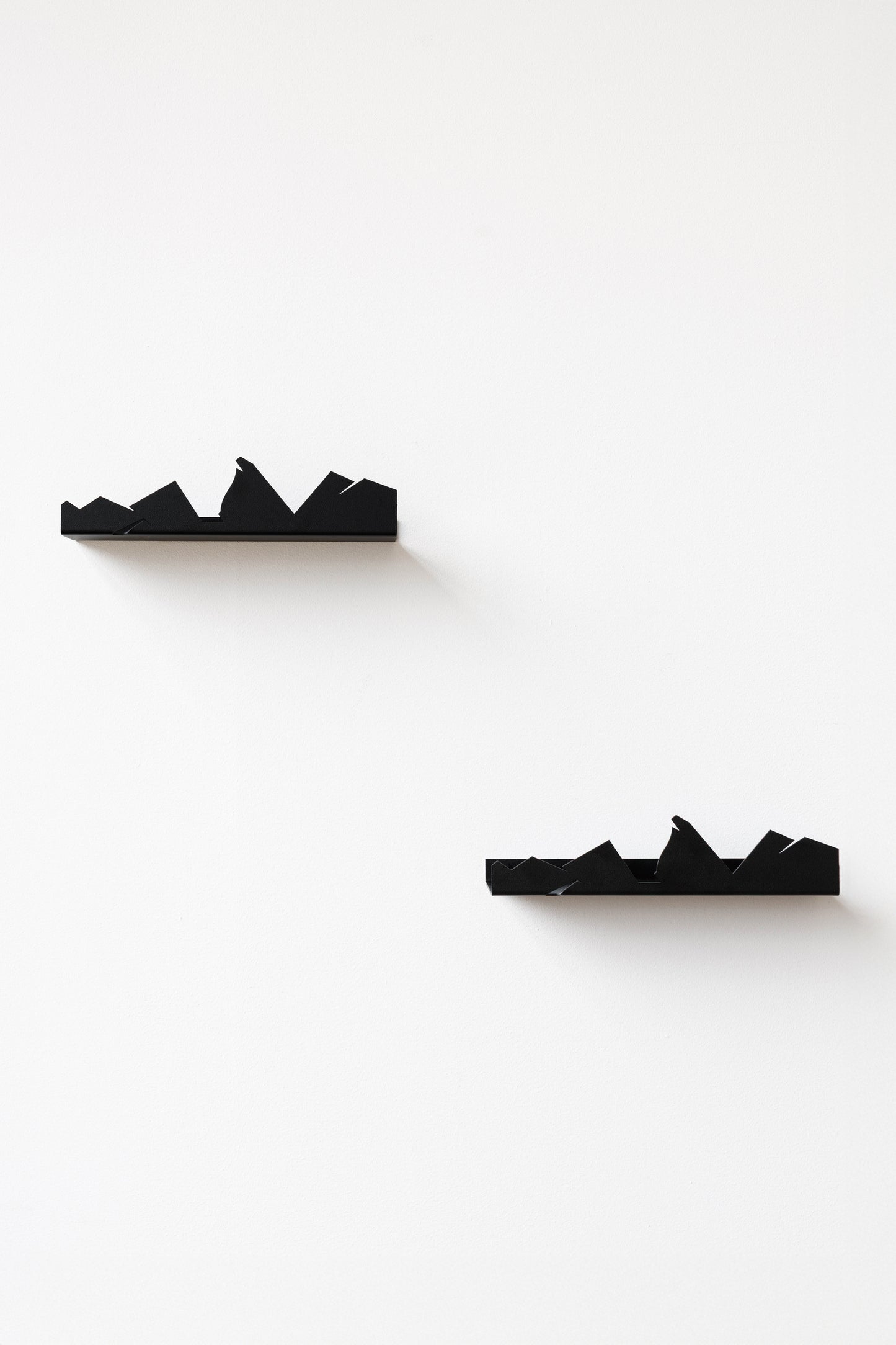 Wall Shelf NVMD Mountains