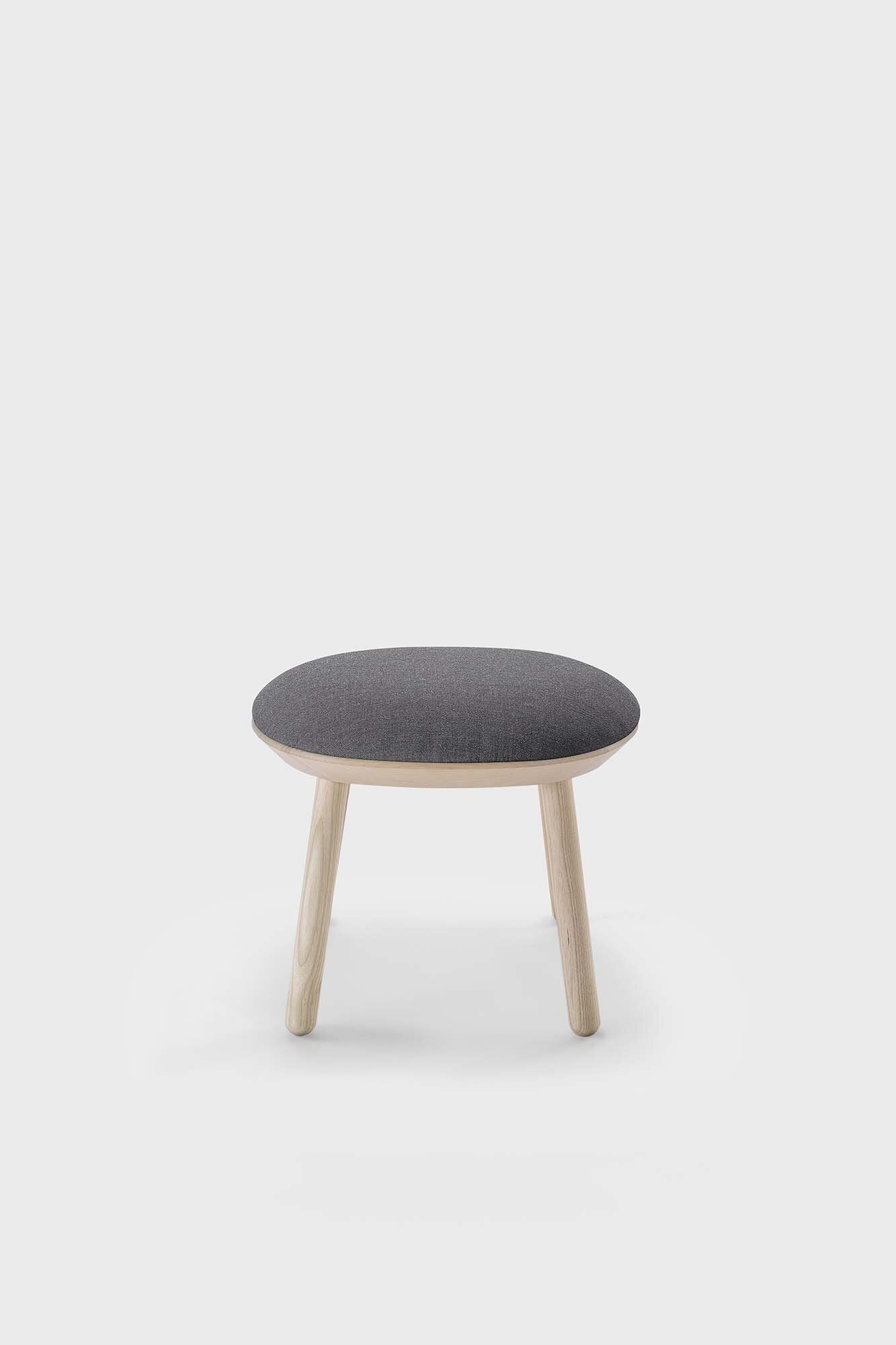Naïve Ottoman in Ash