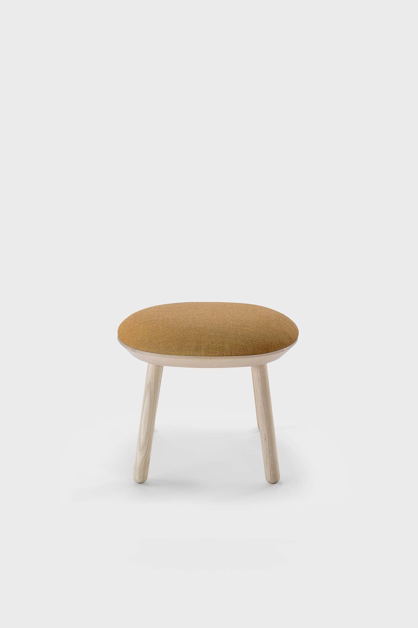 Naïve Ottoman in Ash