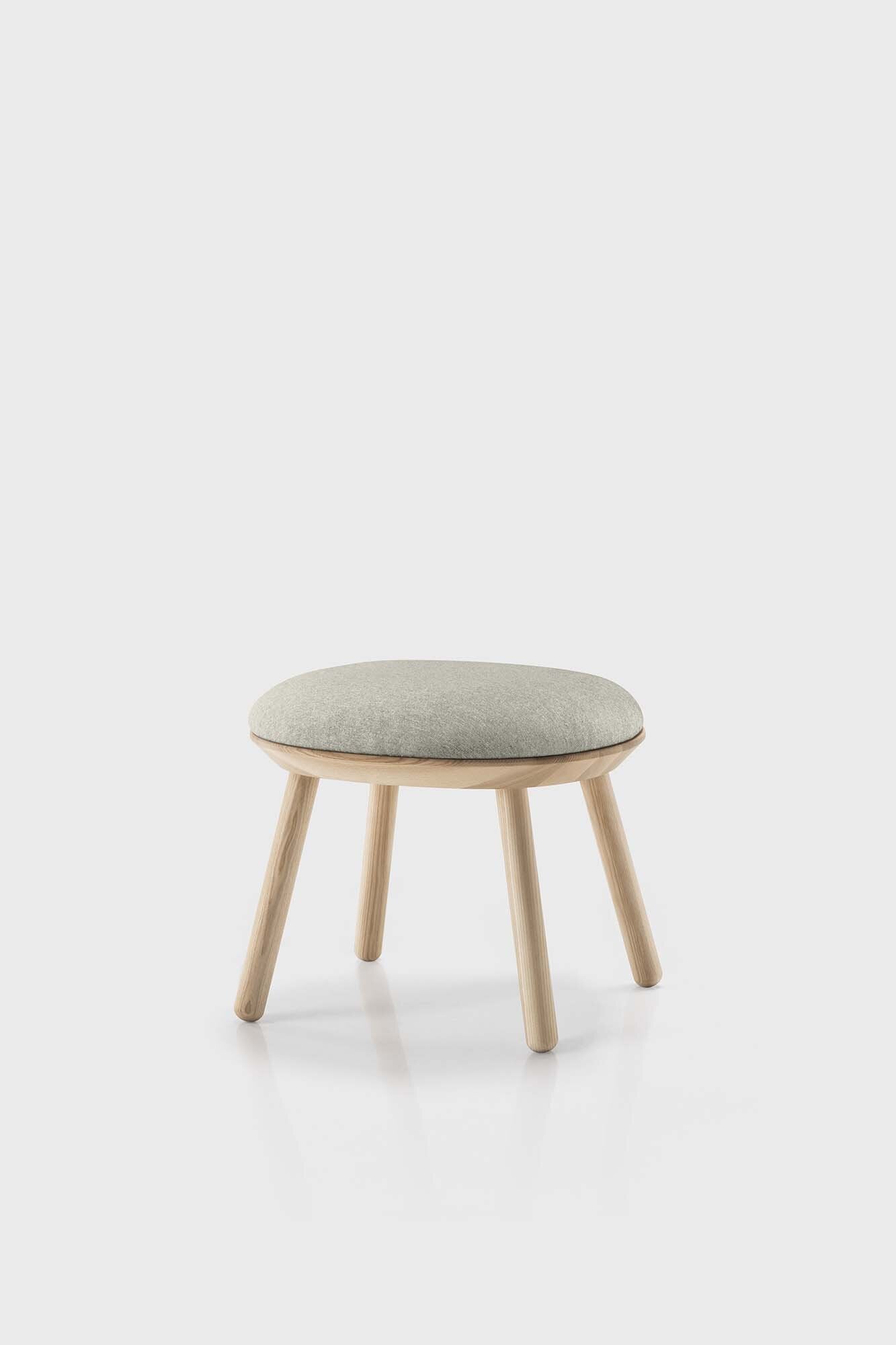 Naïve Ottoman in Ash