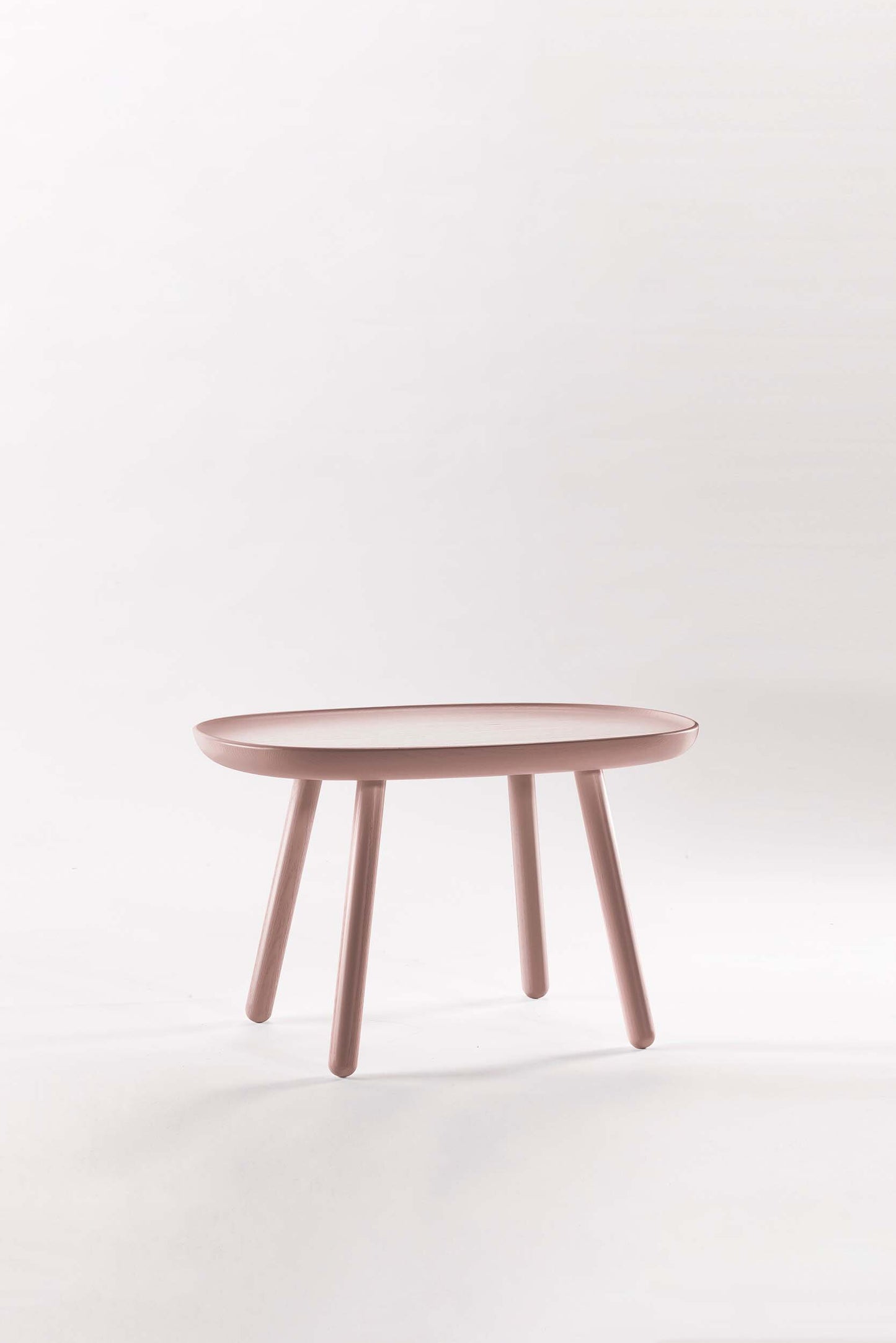 Naïve 610 Side Table in Ash