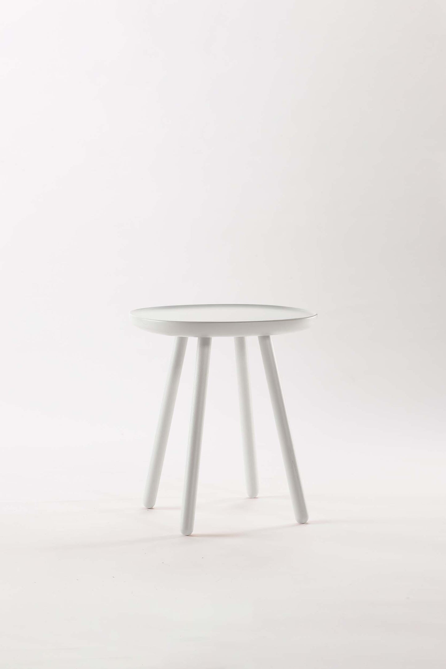 Naïve 450 Side Table in Natural Ash