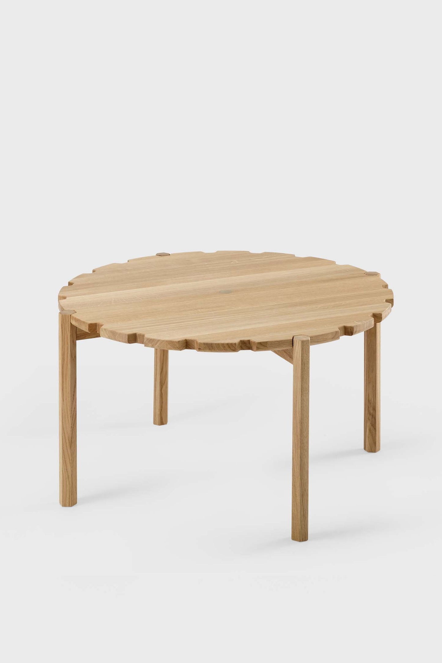 Side Table Pinion in Oak