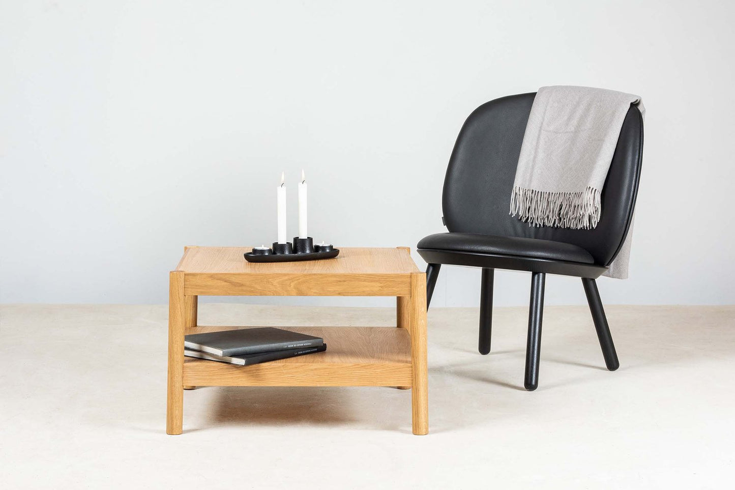 Citizen Side Table 63x63cm, in Oak