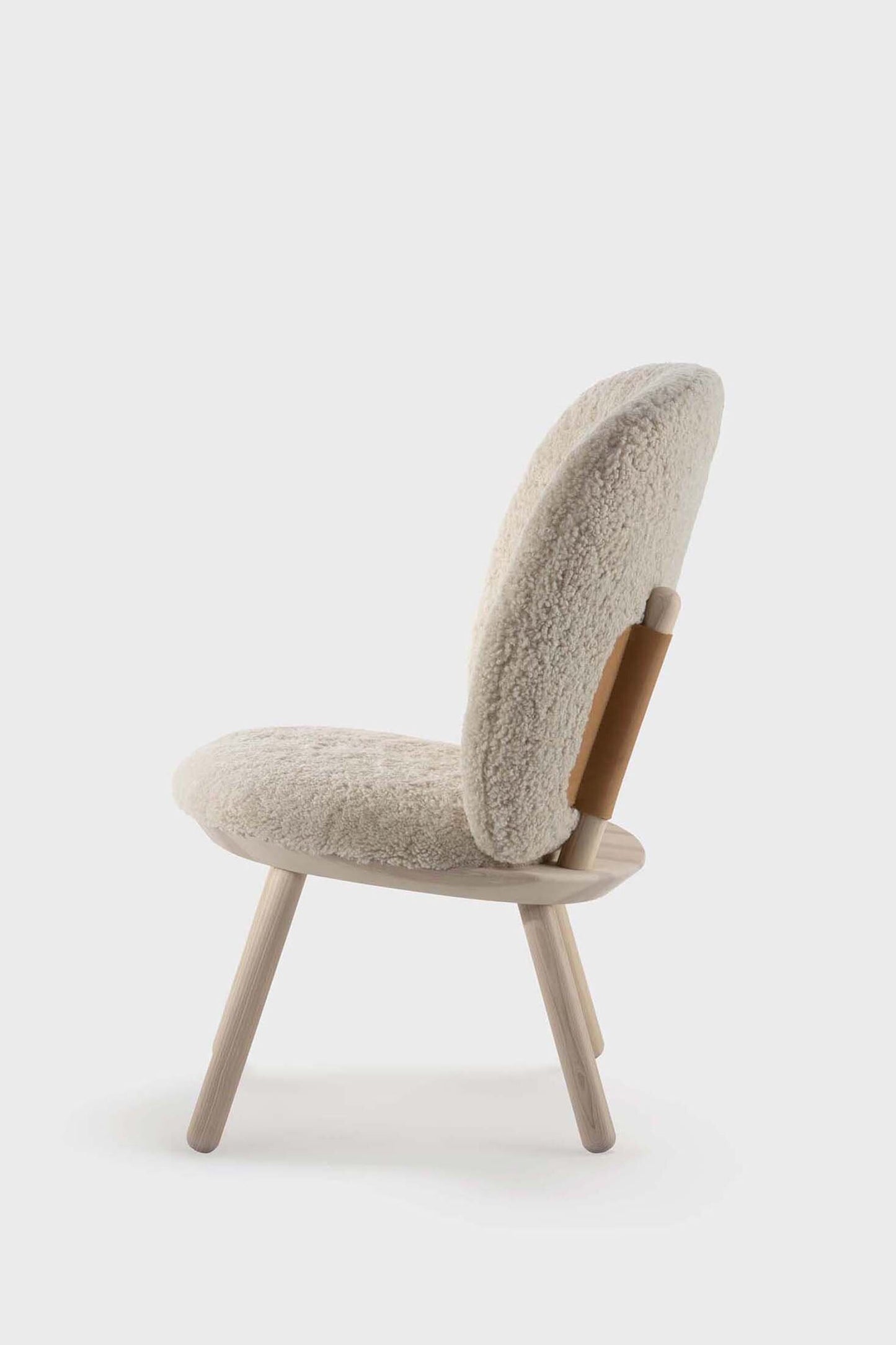 Naïve Low Chair Genuine Sheepskin